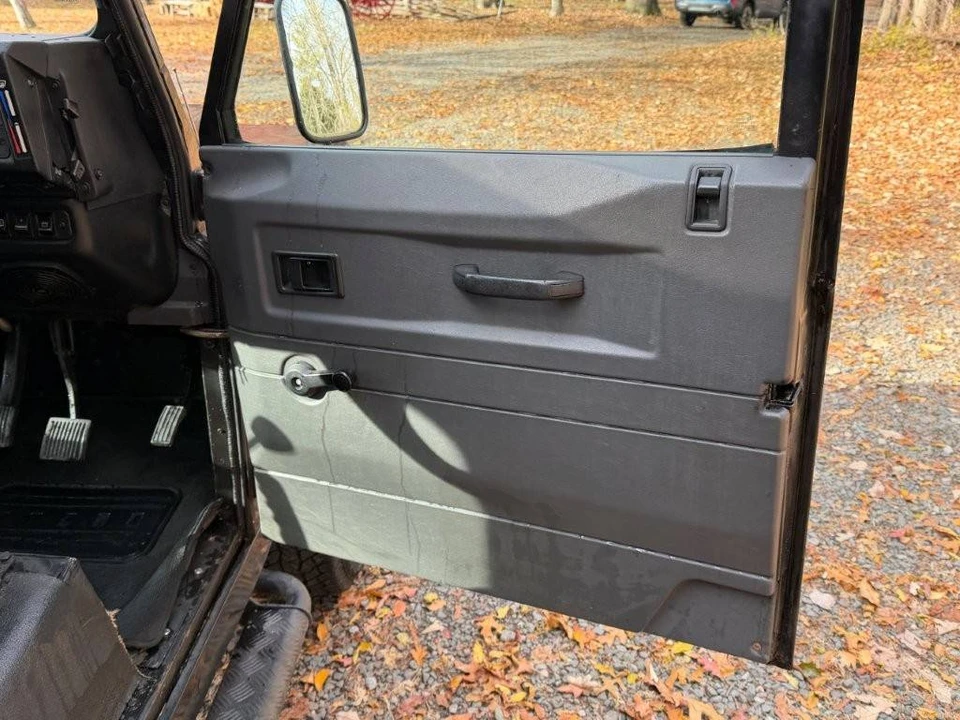 1993 Land Rover Defender 90 - Image 12 of 19