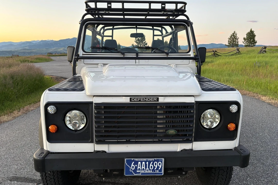 1993 Land Rover Defender 90 - Image 2 of 31