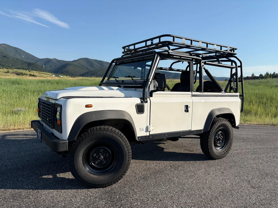 1993 Land Rover Defender 90 - Image 9 of 31