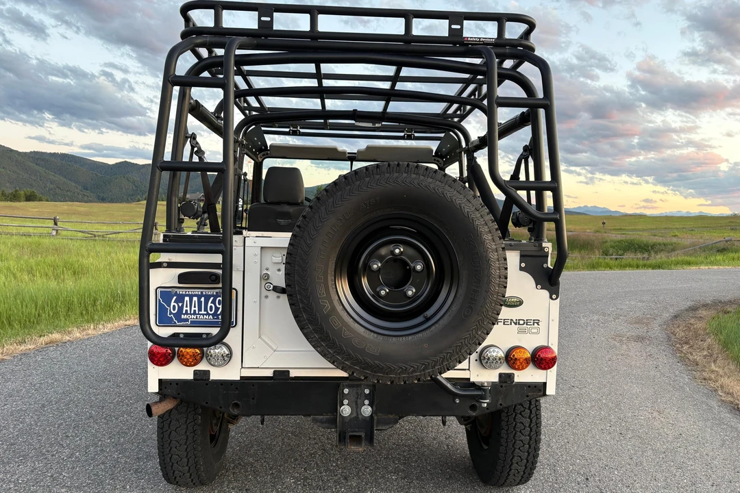 1993 Land Rover Defender 90 - Image 5 of 31