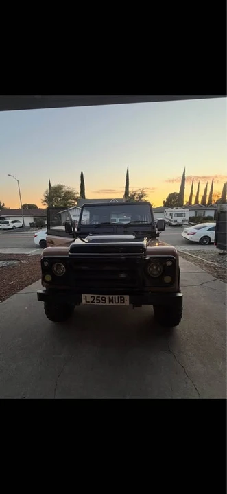1993 Land Rover Defender 90 - Image 9 of 12