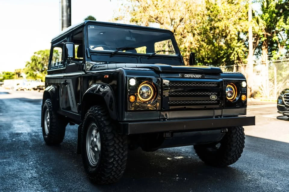 1993 Land Rover Defender 90 - Image 2 of 20