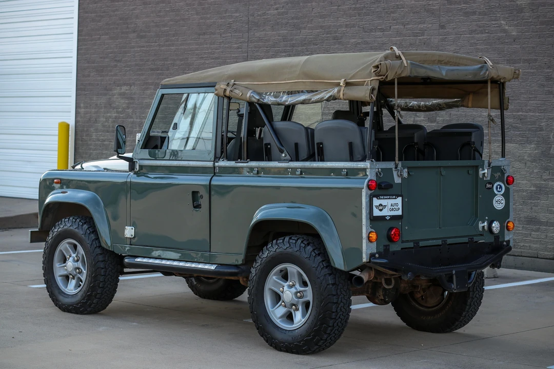 1993 Land Rover Defender 90 - Image 17 of 31