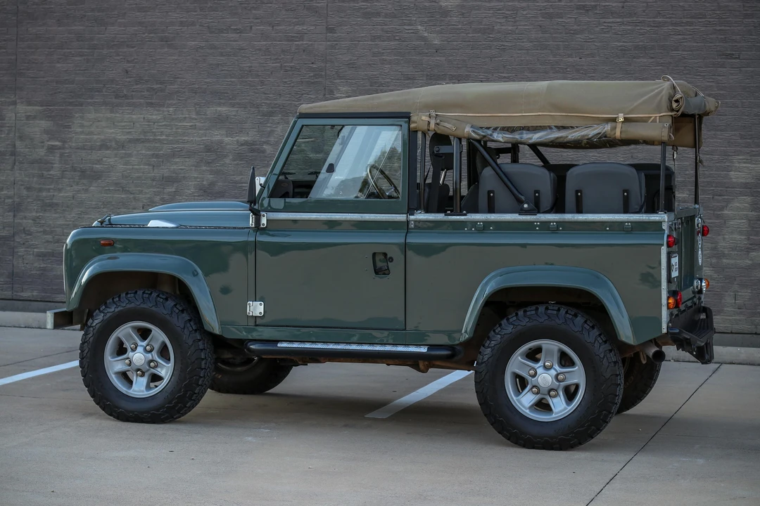 1993 Land Rover Defender 90 - Image 15 of 31