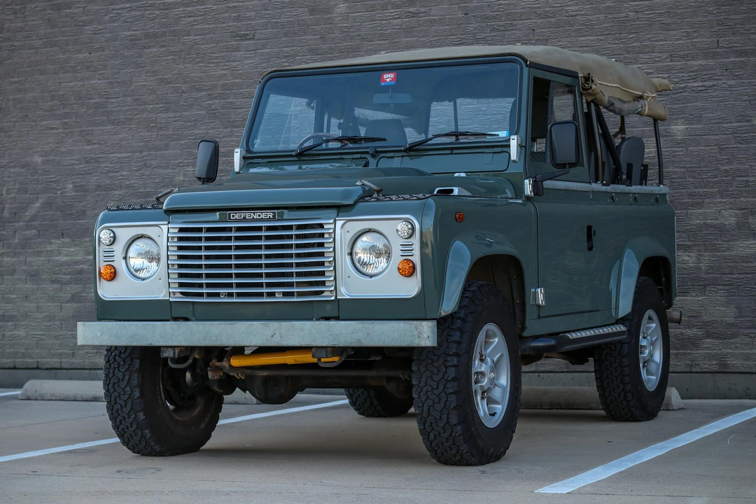 1993 Land Rover Defender 90 - Image 10 of 31