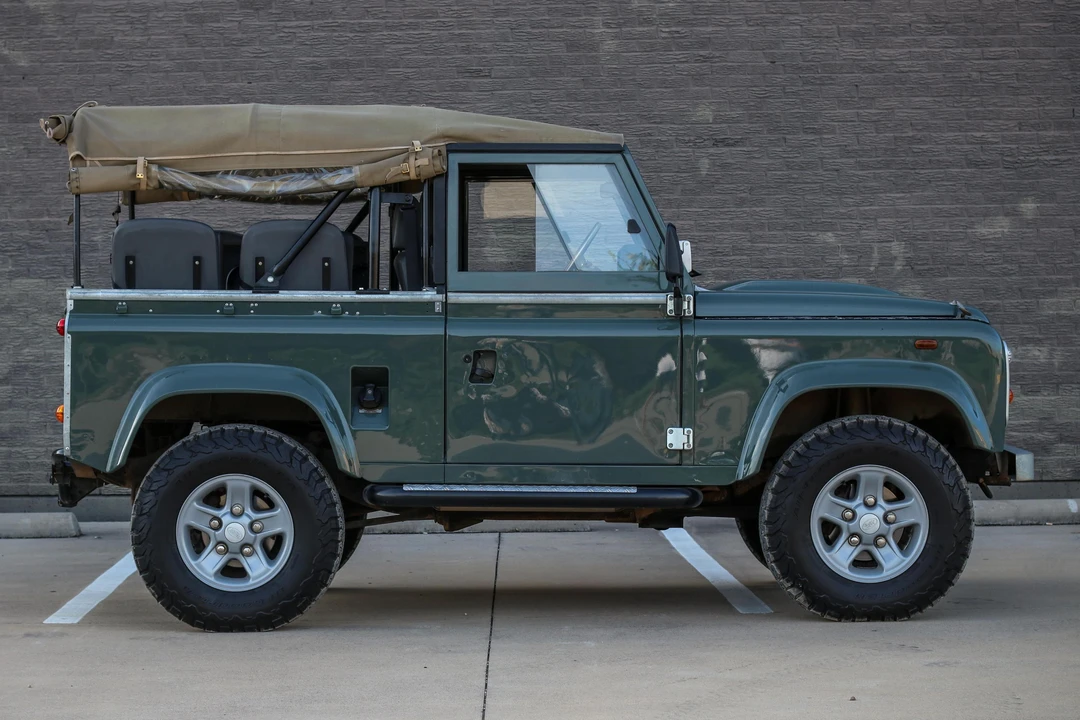 1993 Land Rover Defender 90 - Image 3 of 31