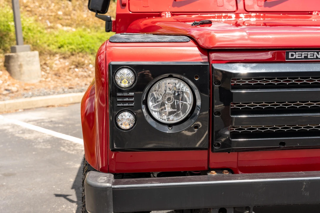 1993 Land Rover Defender 90 - Image 9 of 31