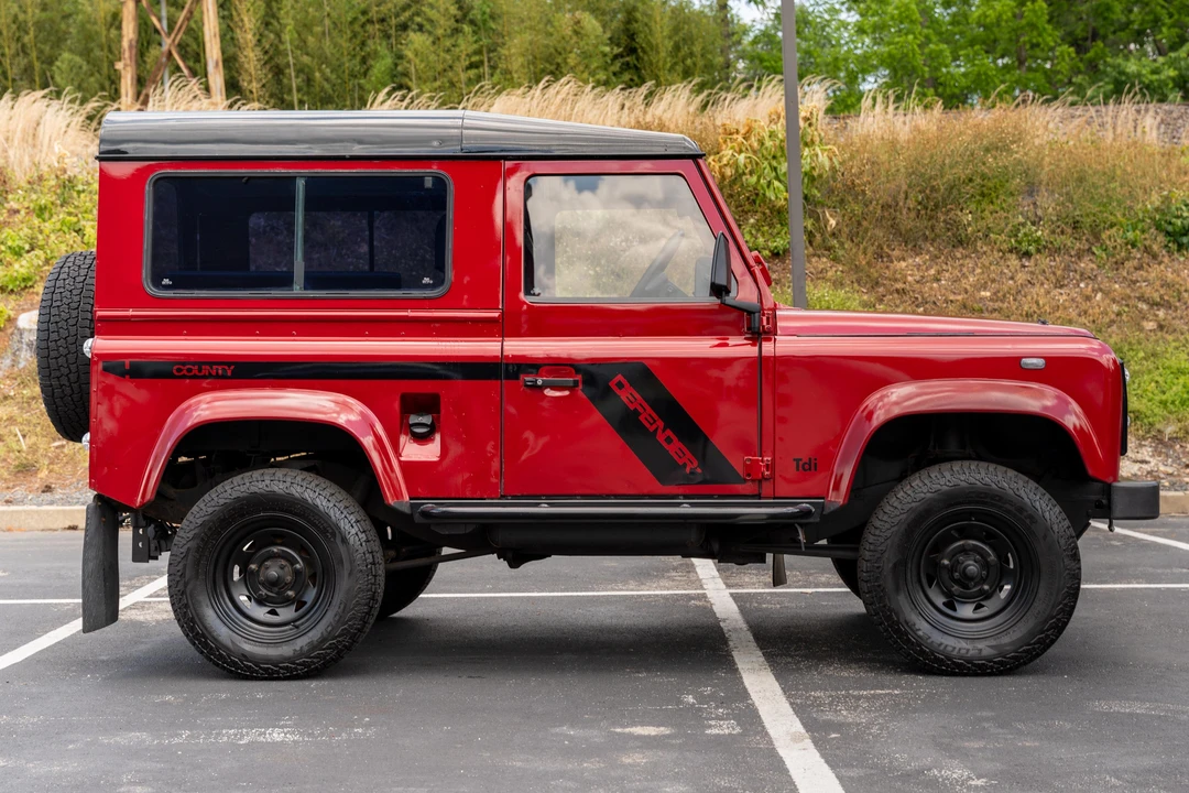 1993 Land Rover Defender 90 - Image 8 of 31