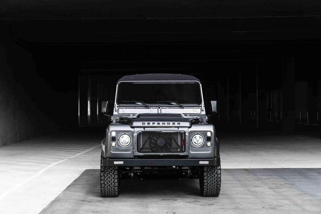 1993 Land Rover Defender 90 - Image 6 of 21