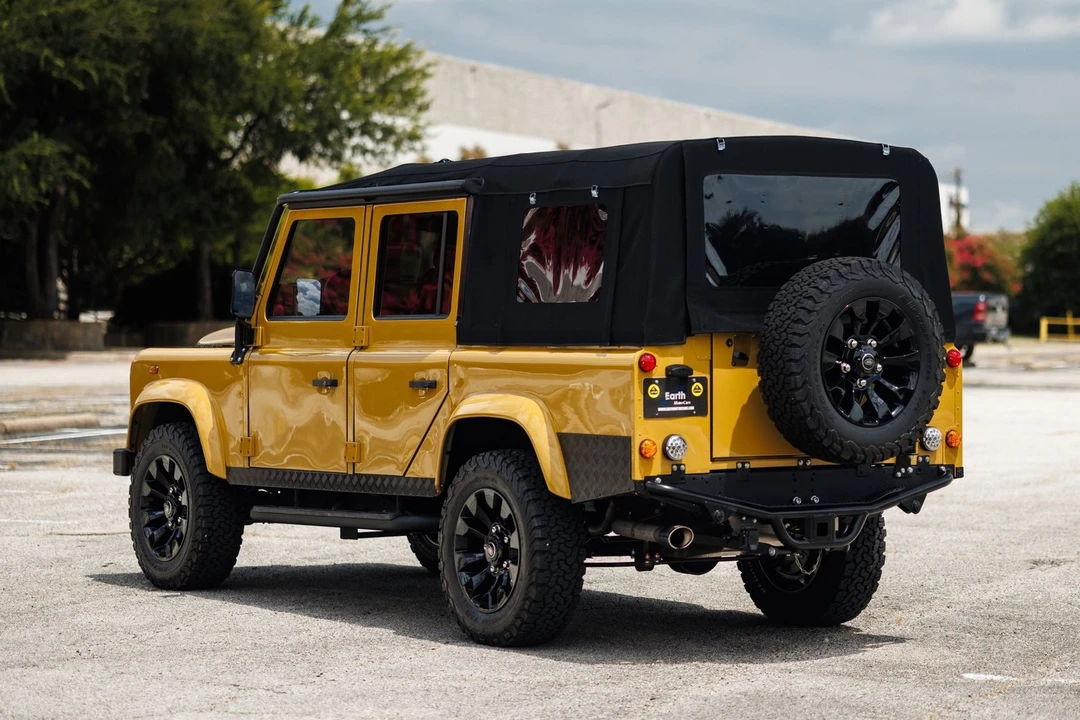 1993 Land Rover Defender - Image 8 of 21