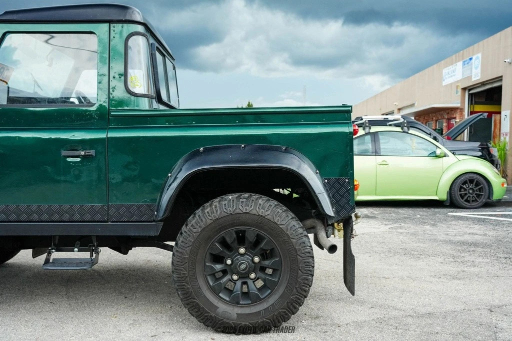1993 Land Rover Defender 130 - Image 5 of 12