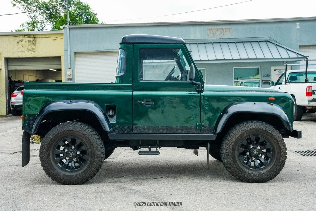 1993 Land Rover Defender 130 - Image 9 of 12