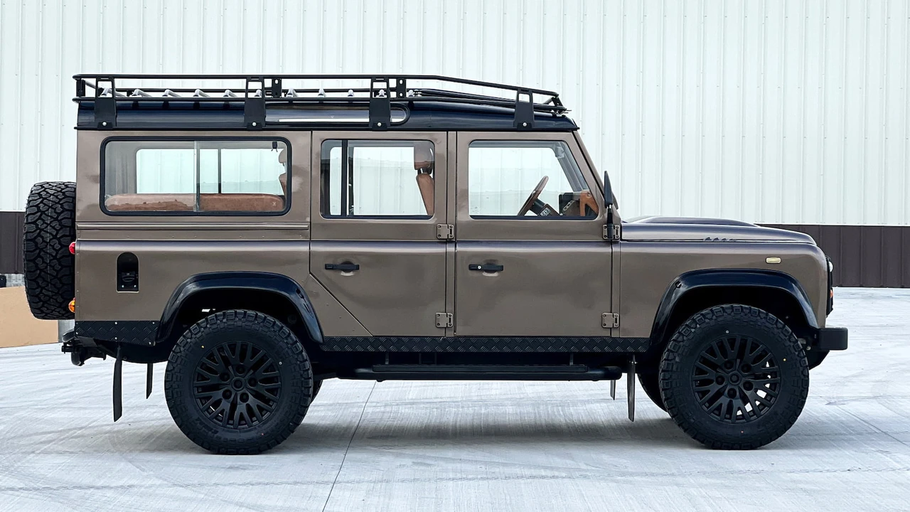 1993 Land Rover Defender - Image 13 of 17