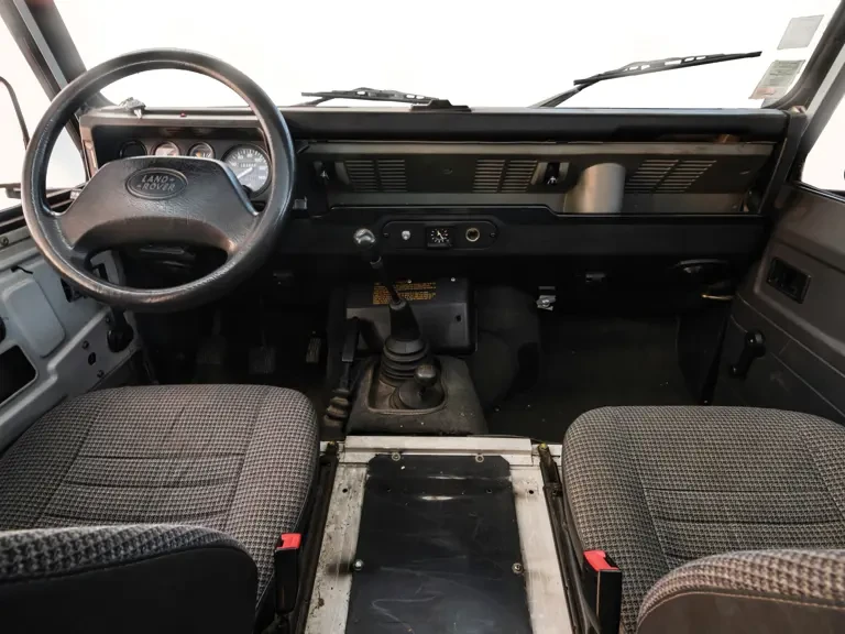 1993 Land Rover Defender - Image 5 of 30