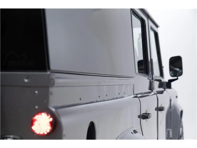 1993 Land Rover Defender - Image 15 of 21