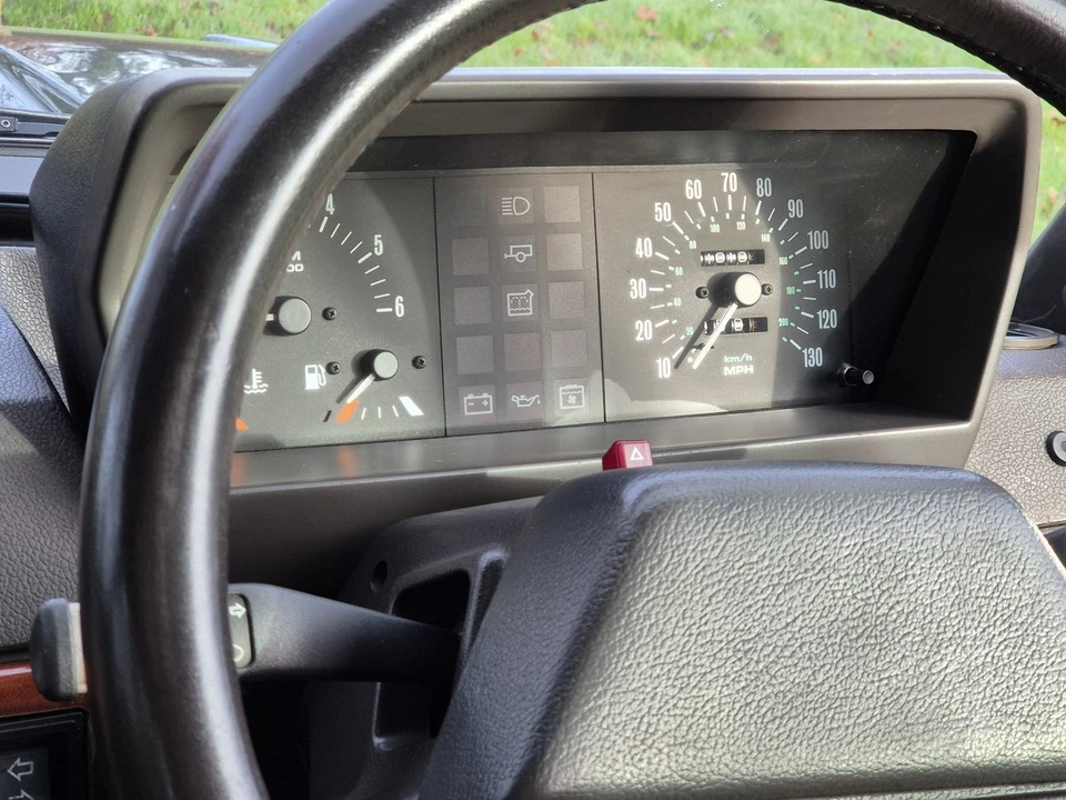 1993 Land Rover Range Rover Classic - Image 25 of 30