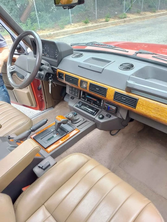 1993 Land Rover Range Rover Classic - Image 9 of 16