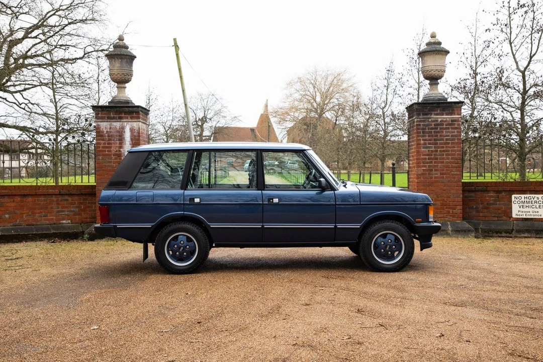 1993 Land Rover Range Rover Classic - Image 11 of 30
