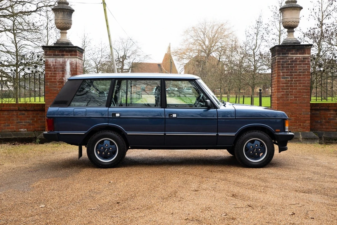 1993 Land Rover Range Rover Classic - Image 10 of 30