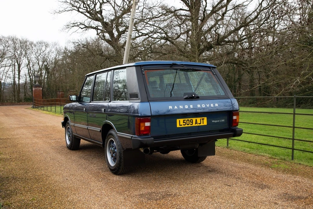 1993 Land Rover Range Rover Classic - Image 14 of 30