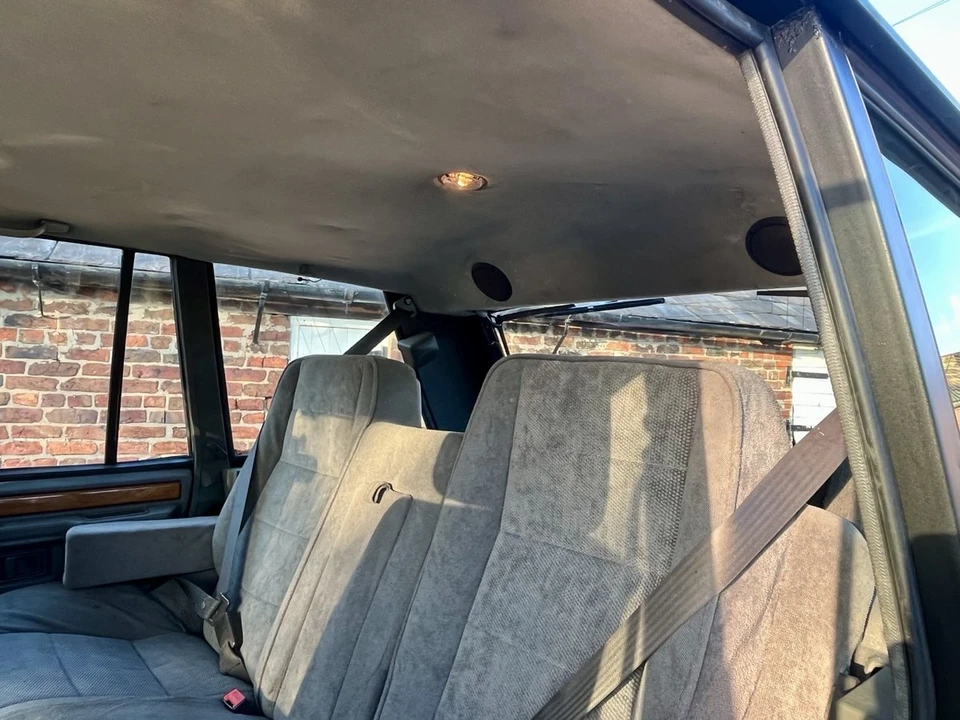 1993 Land Rover Range Rover Classic - Image 25 of 30