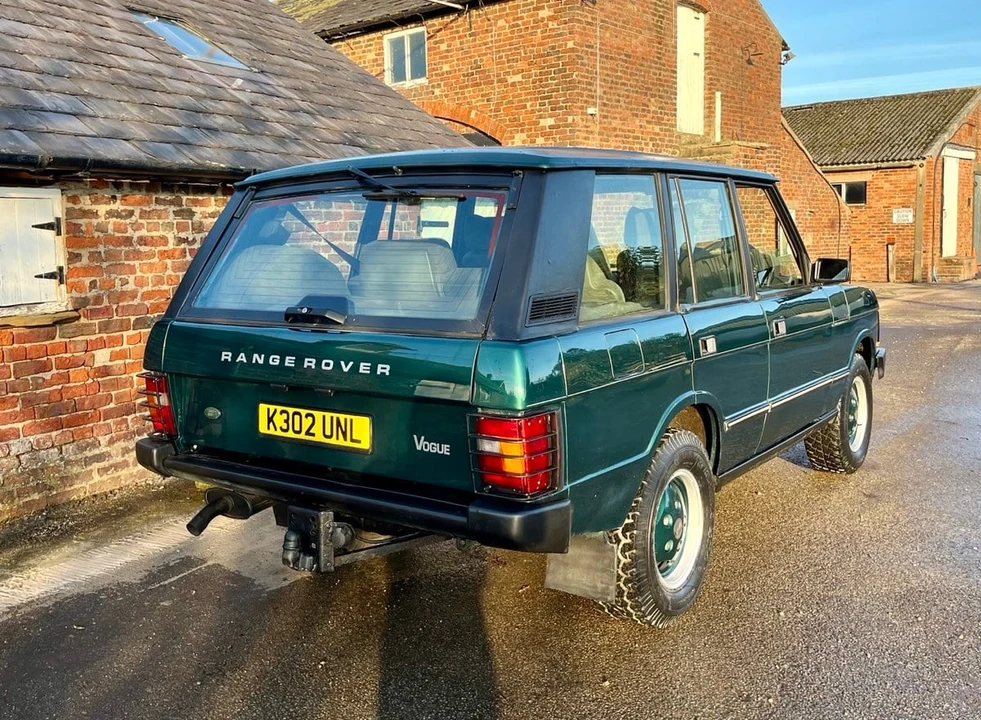 1993 Land Rover Range Rover Classic - Image 10 of 30