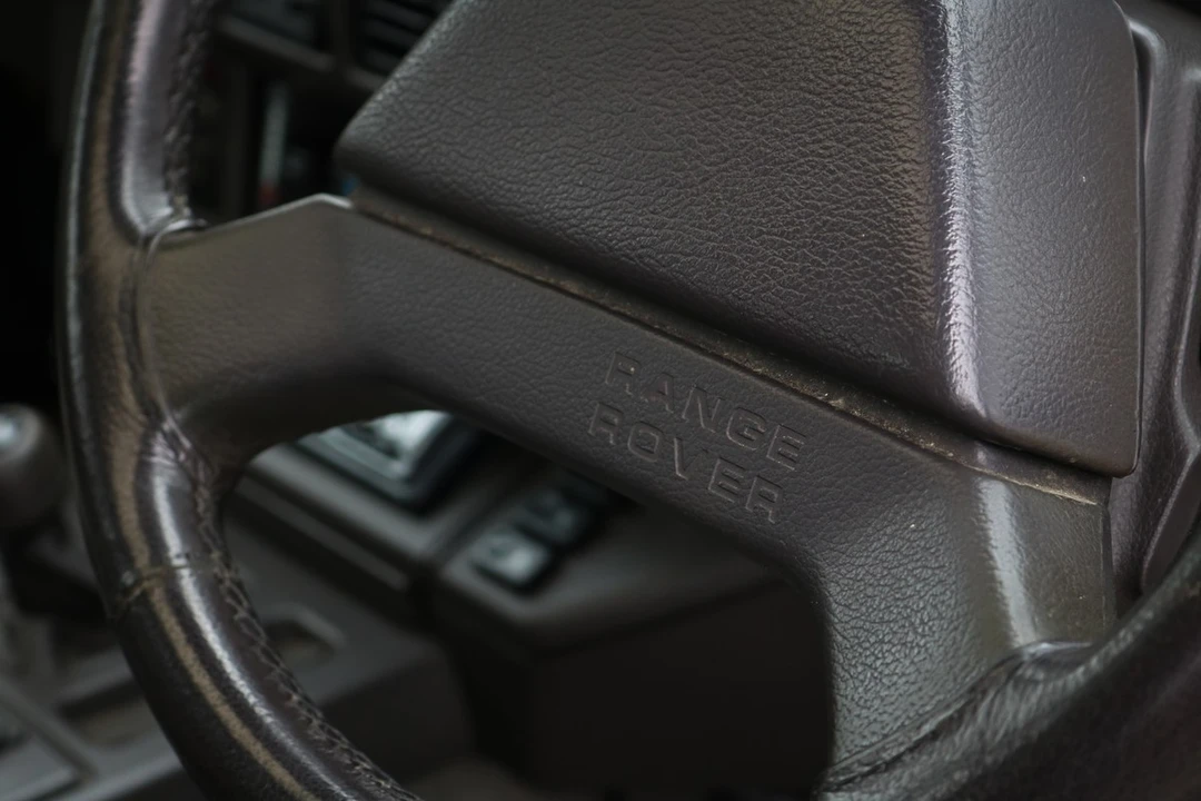 1993 Land Rover Range Rover Classic - Image 13 of 30