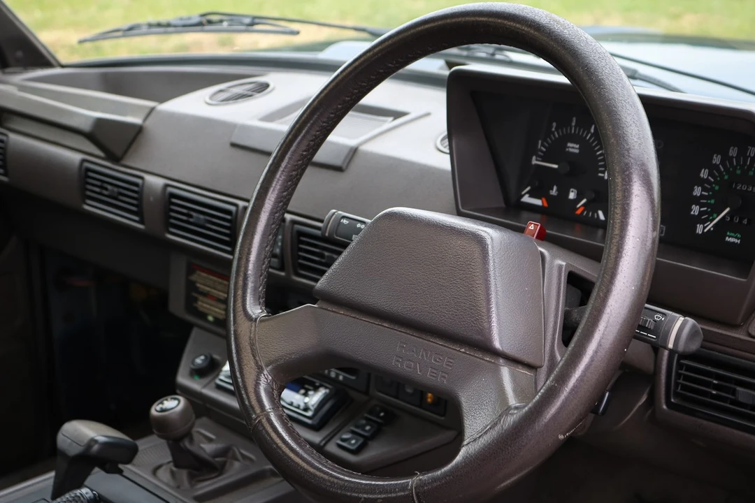 1993 Land Rover Range Rover Classic - Image 12 of 30