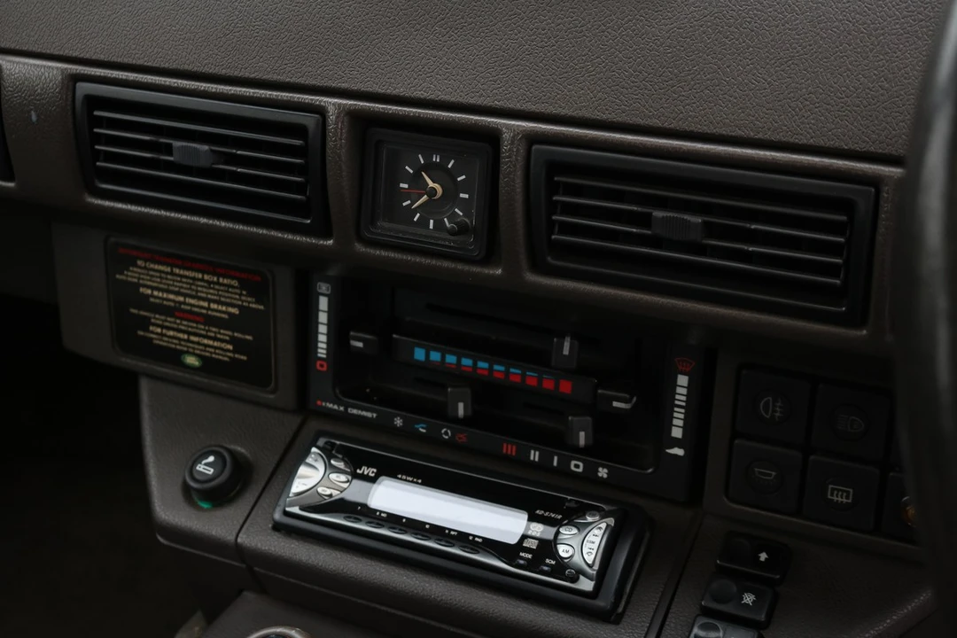 1993 Land Rover Range Rover Classic - Image 18 of 30
