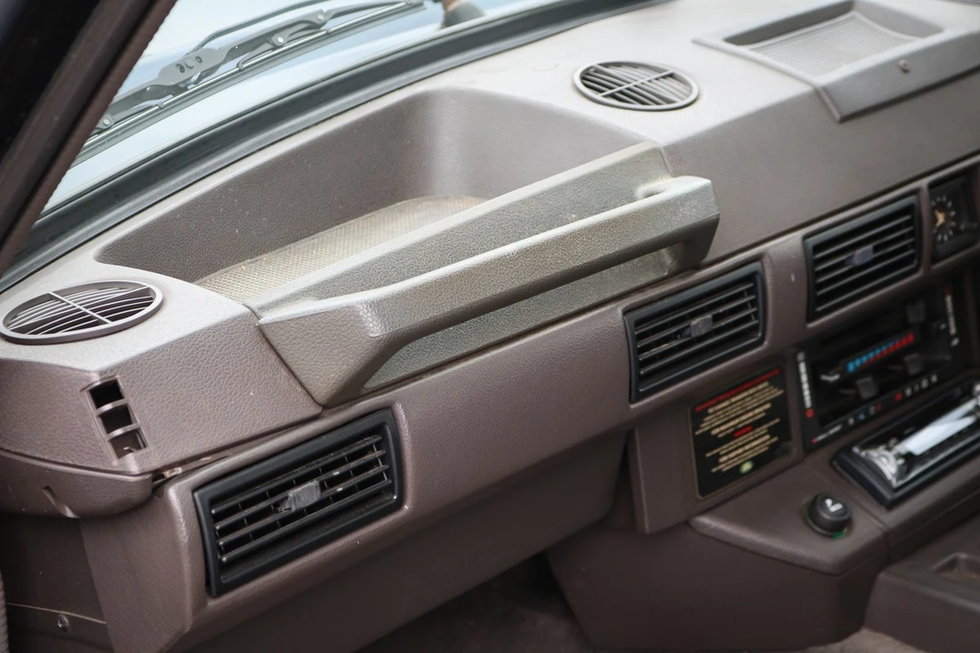 1993 Land Rover Range Rover Classic - Image 24 of 30