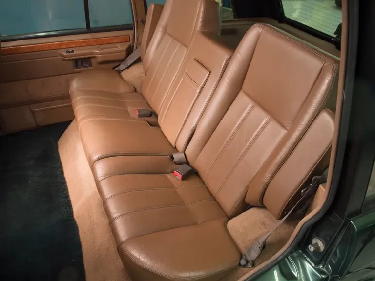 1993 Land Rover Range Rover Classic - Image 18 of 21