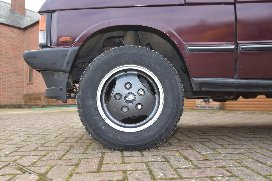 1993 Land Rover Range Rover Classic - Image 19 of 30