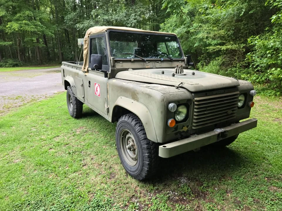 1993 Land Rover Defender 110 - Image 4 of 12