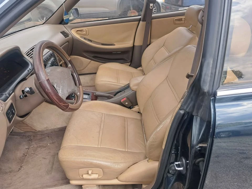 1993 Lexus ES 2nd Gen - Image 8 of 14