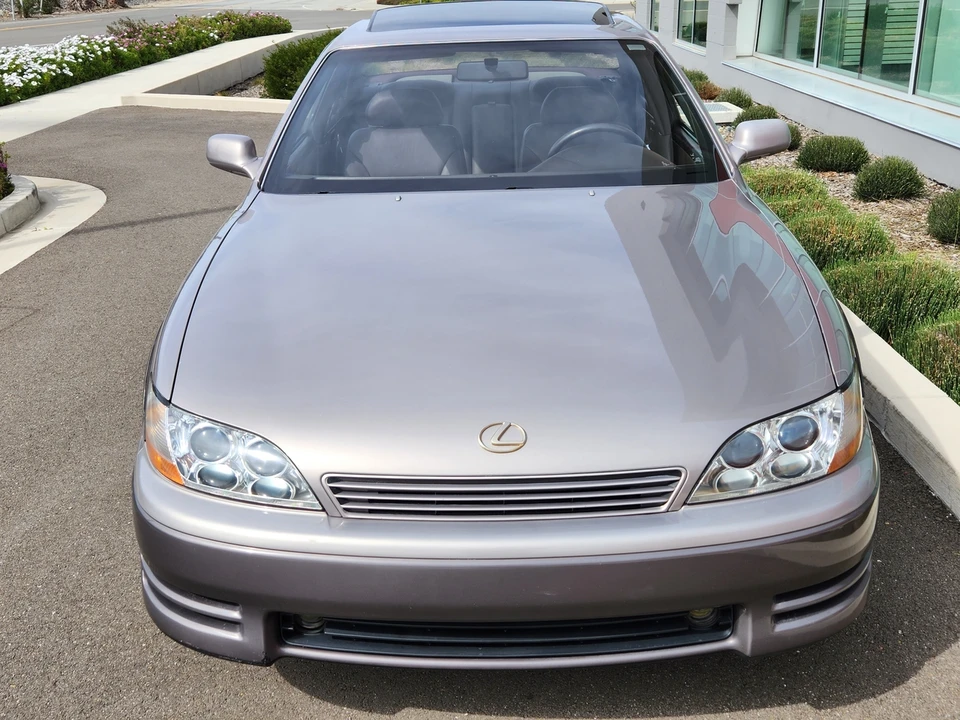 1993 Lexus ES 2nd Gen - Image 31 of 31