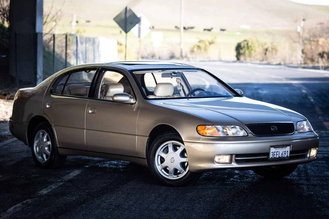1993 Lexus GS 1st Gen - Image 15 of 31