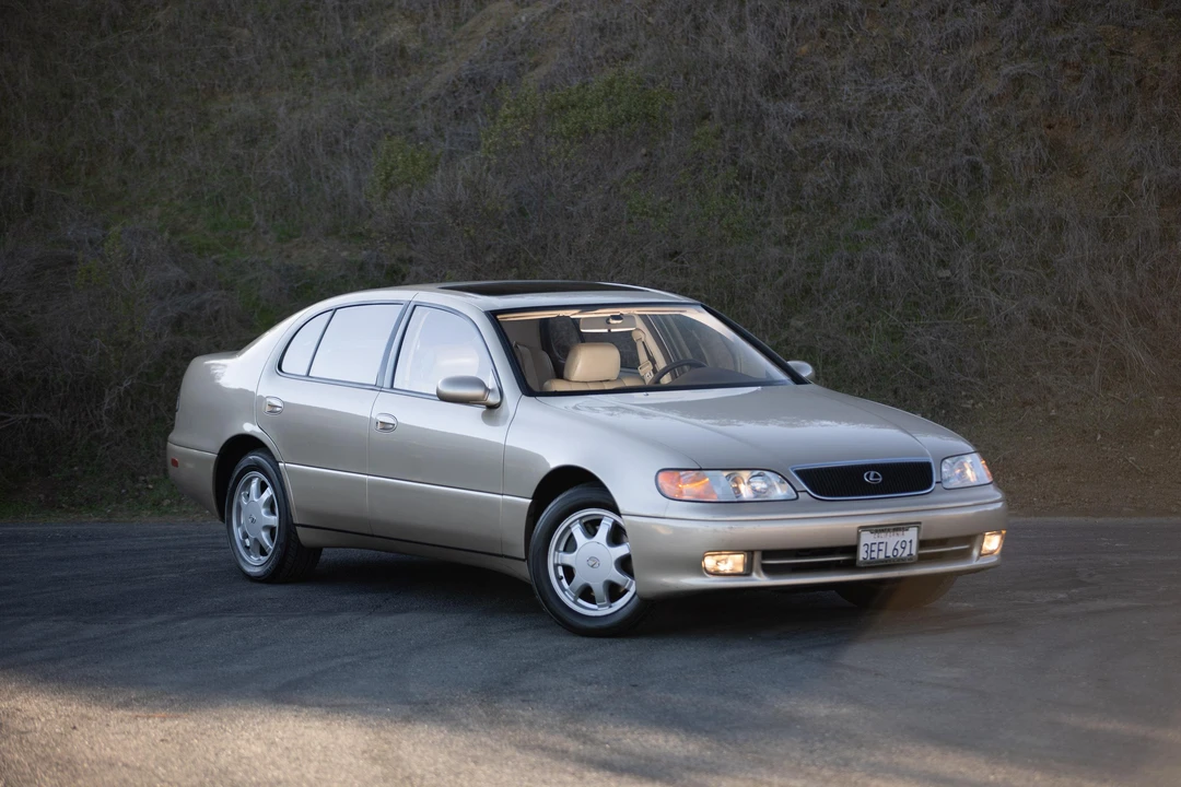 1993 Lexus GS 1st Gen - Image 13 of 31