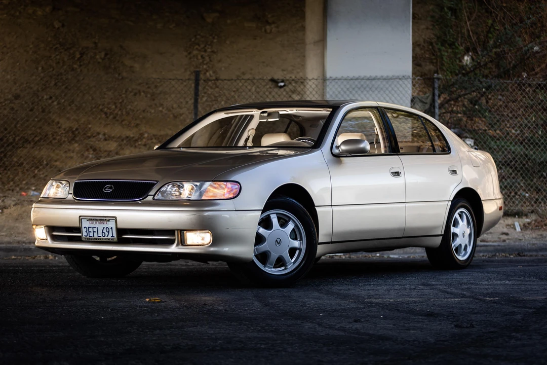 1993 Lexus GS 1st Gen - Image 5 of 31