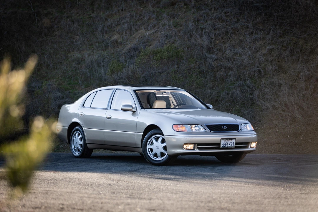 1993 Lexus GS 1st Gen - Image 14 of 31