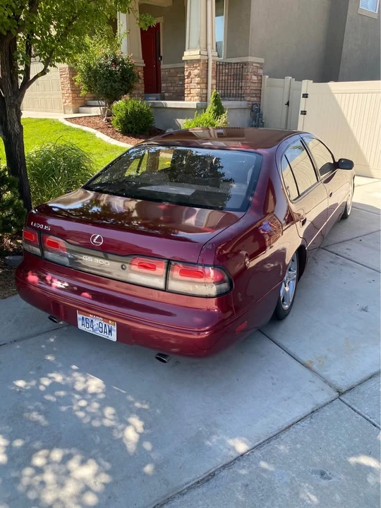 1993 Lexus GS 1st Gen - Image 9 of 18