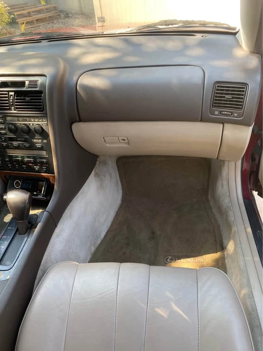 1993 Lexus GS 1st Gen - Image 13 of 18