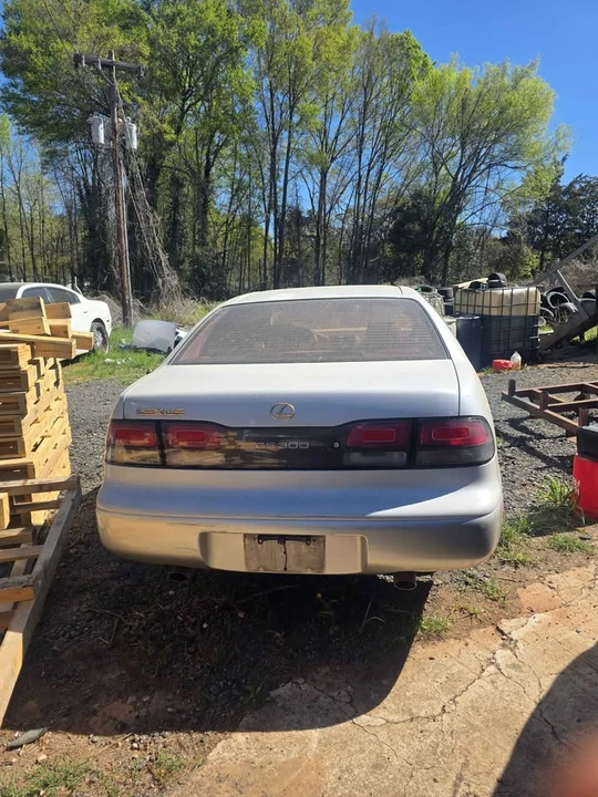1993 Lexus GS 1st Gen - Image 4 of 5