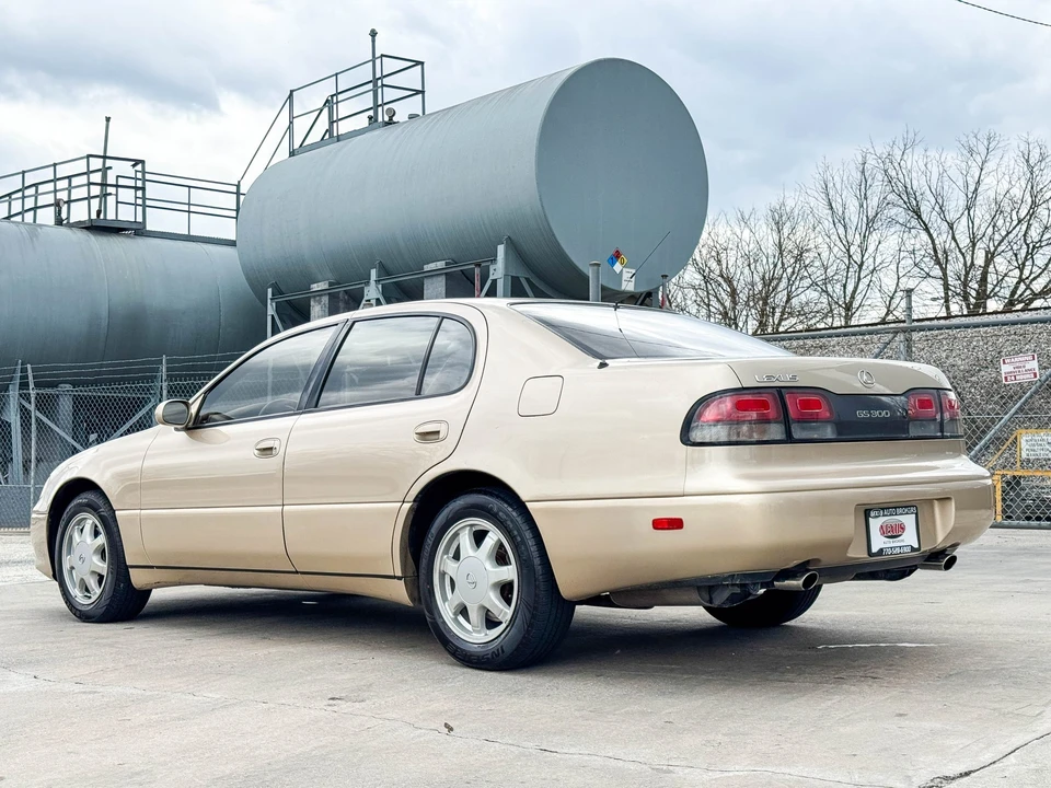 1993 Lexus GS 1st Gen - Image 20 of 31