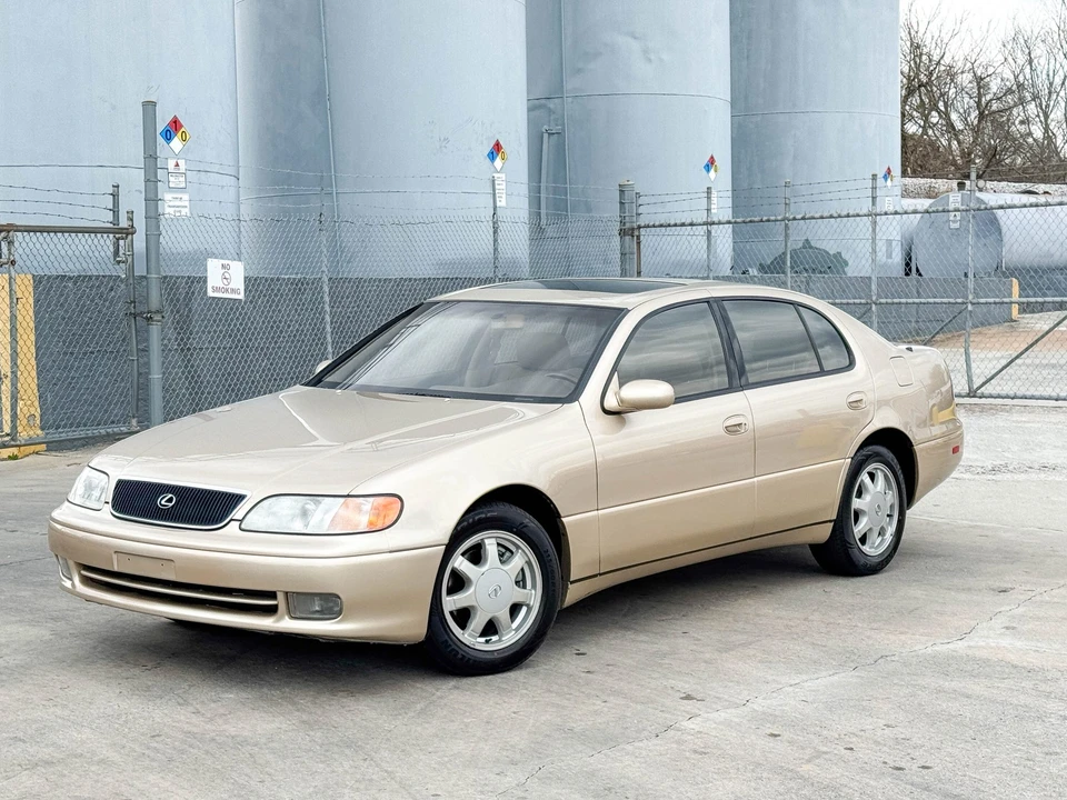 1993 Lexus GS 1st Gen - Image 6 of 31