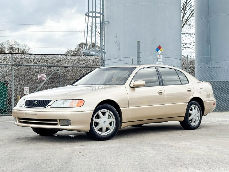 1993 Lexus GS 1st Gen - Image 14 of 31