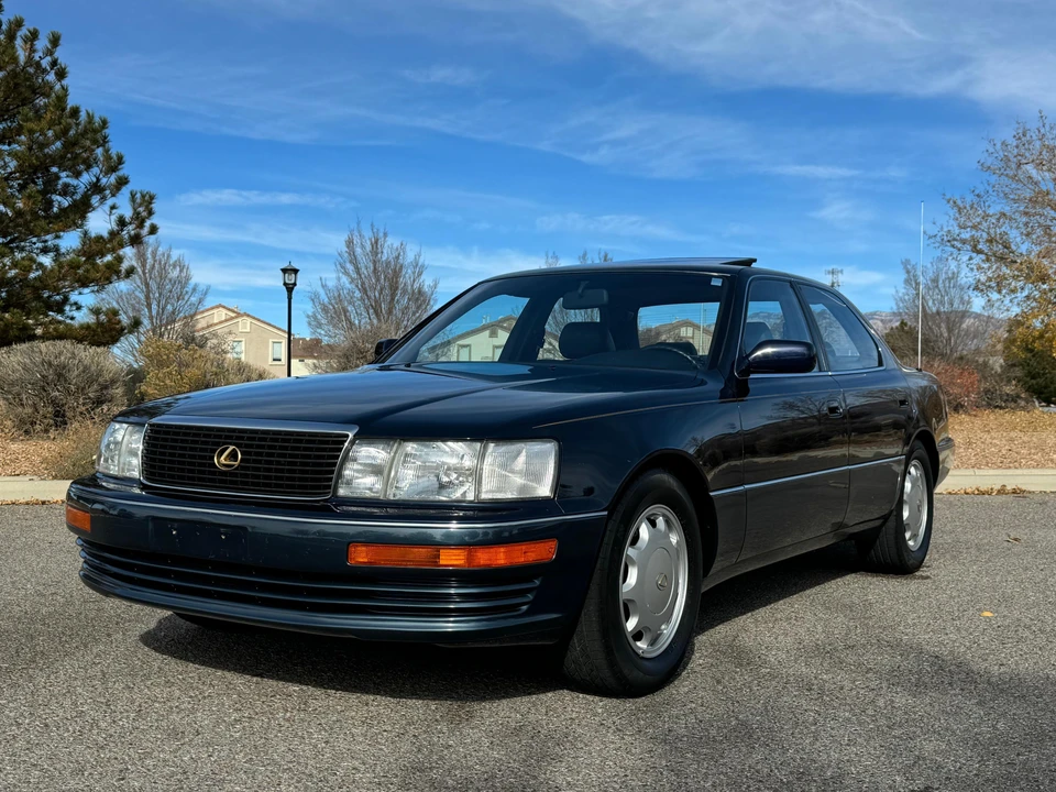 1993 Lexus LS 1st Gen - Image 10 of 31
