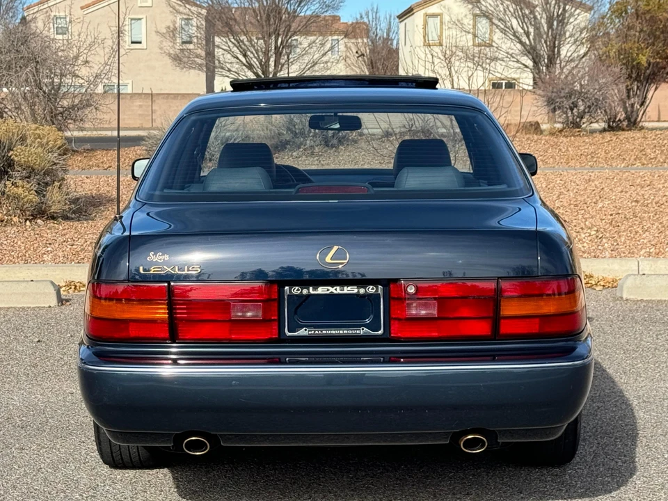 1993 Lexus LS 1st Gen - Image 14 of 31