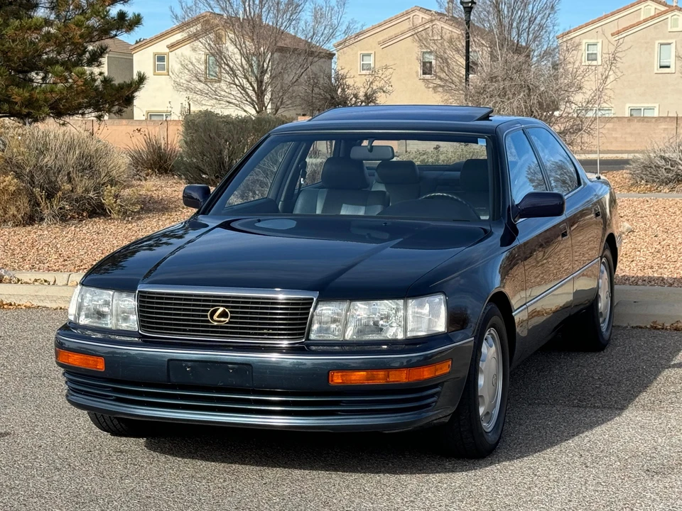 1993 Lexus LS 1st Gen - Image 9 of 31