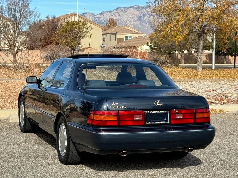 1993 Lexus LS 1st Gen - Image 12 of 31
