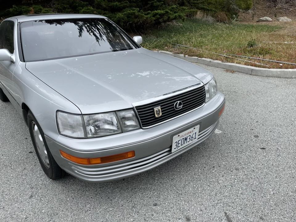 1993 Lexus LS 1st Gen - Image 20 of 31
